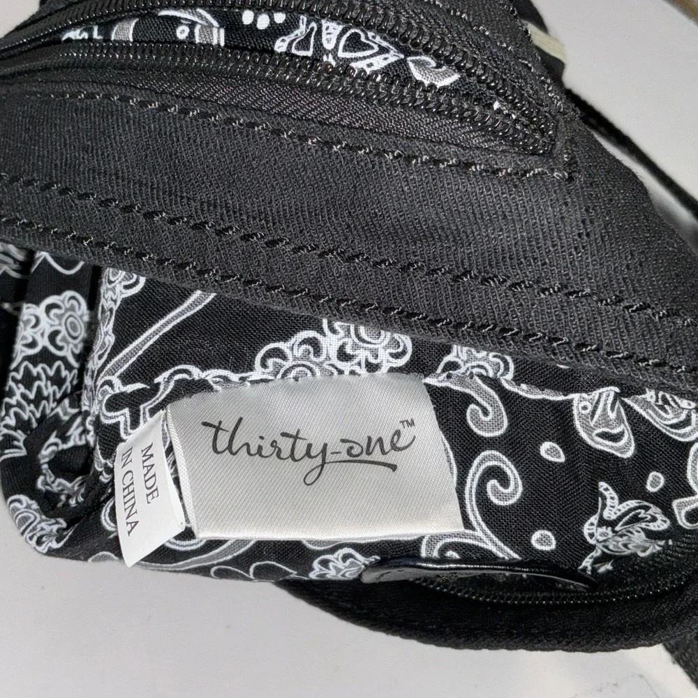 Thirty One Black With White Paisley Trim Int Ext Pockets Expandable 11x10 Purse